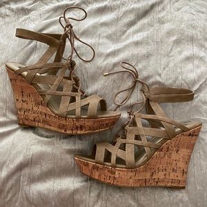 G by Guess wedges